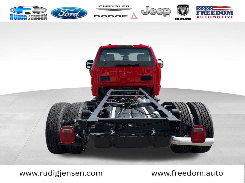 Used 2026 Ford F550 4x4 Regular Cab Super Duty image 4