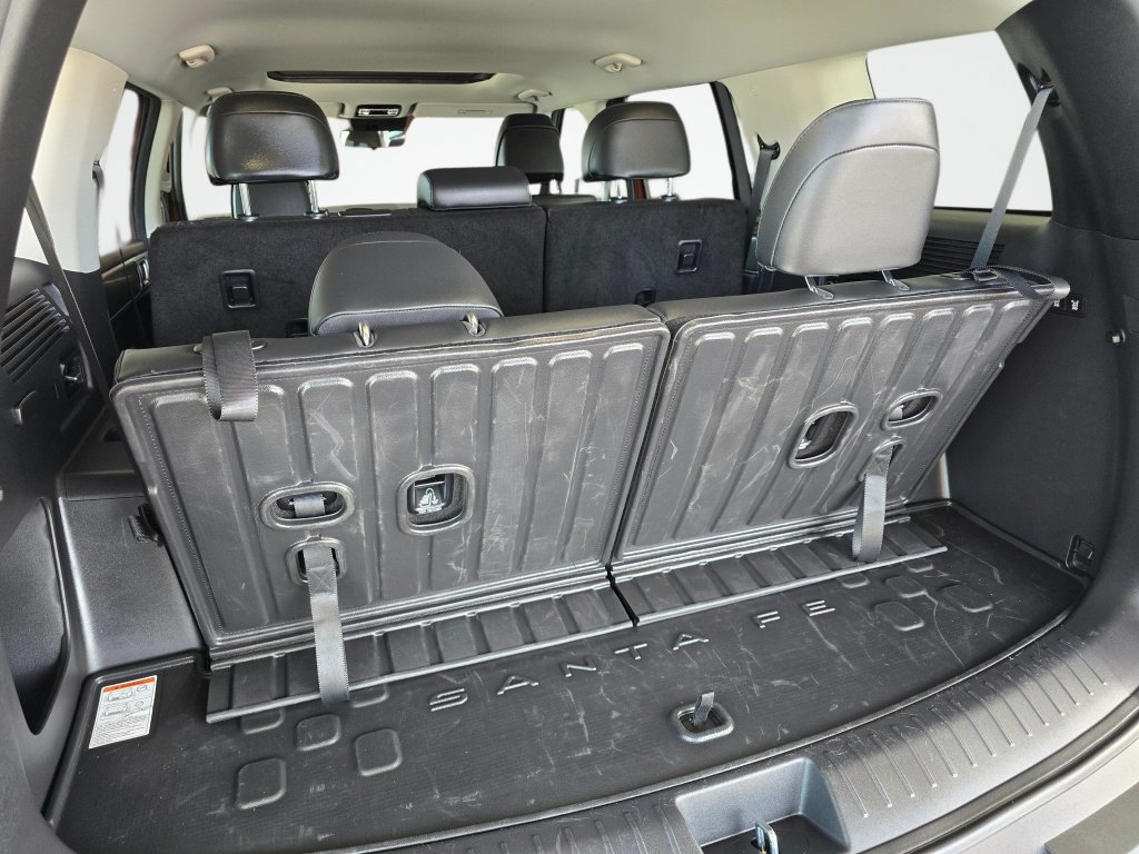 Used 2025 Hyundai Santa Fe XRT AWD/4WD image 16