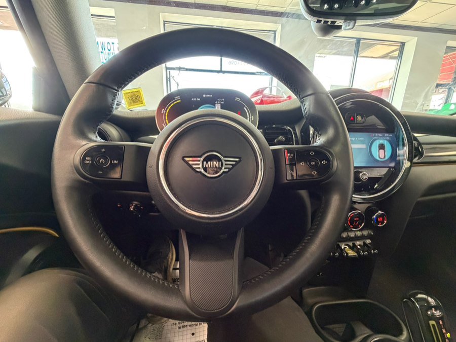 Used 2023 MINI Cooper SE FWD image 40