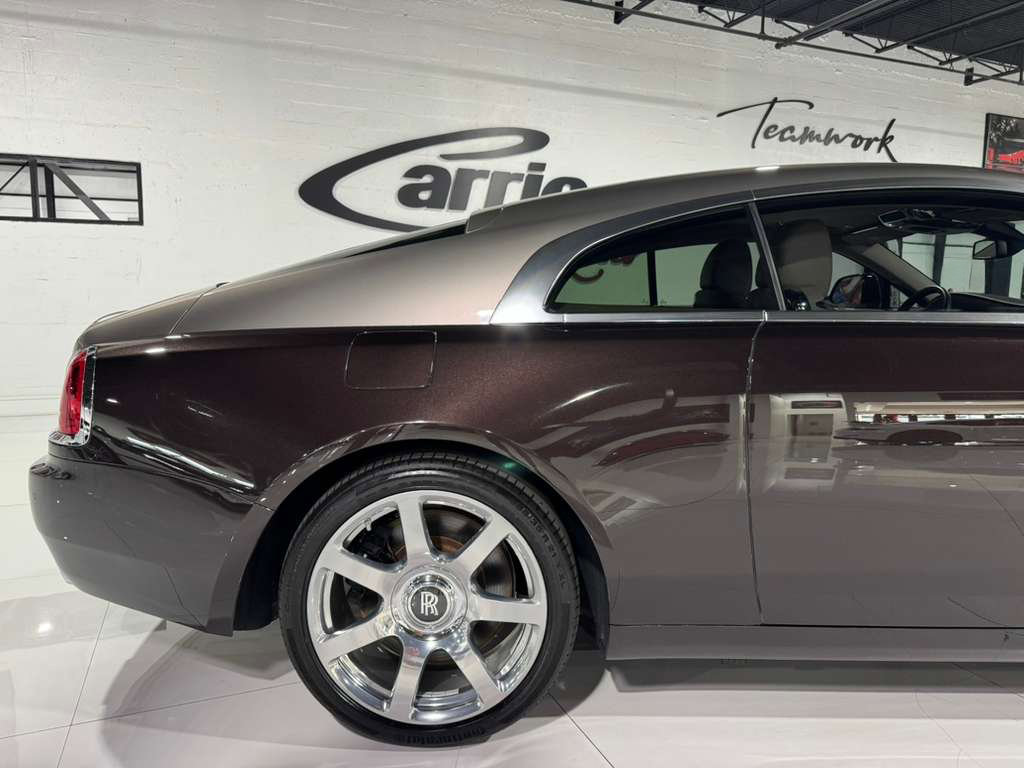 Used 2014 Rolls-Royce Wraith image 44