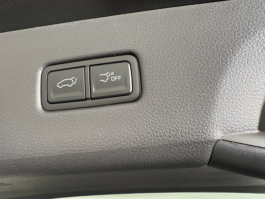 New 2026 Kia Carnival EX FWD image 19