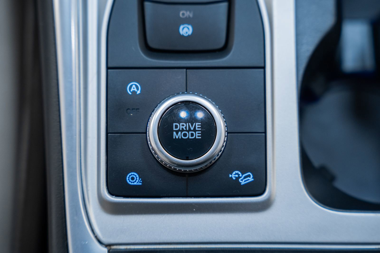 Certified 2020 Ford Explorer Limited image 30