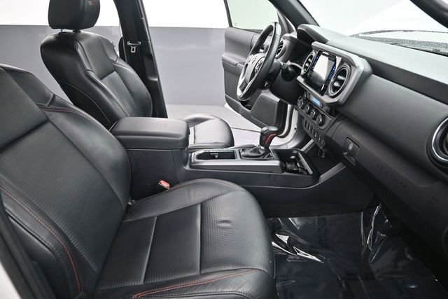 Used 2017 Toyota Tacoma TRD Pro AWD/4WD image 17