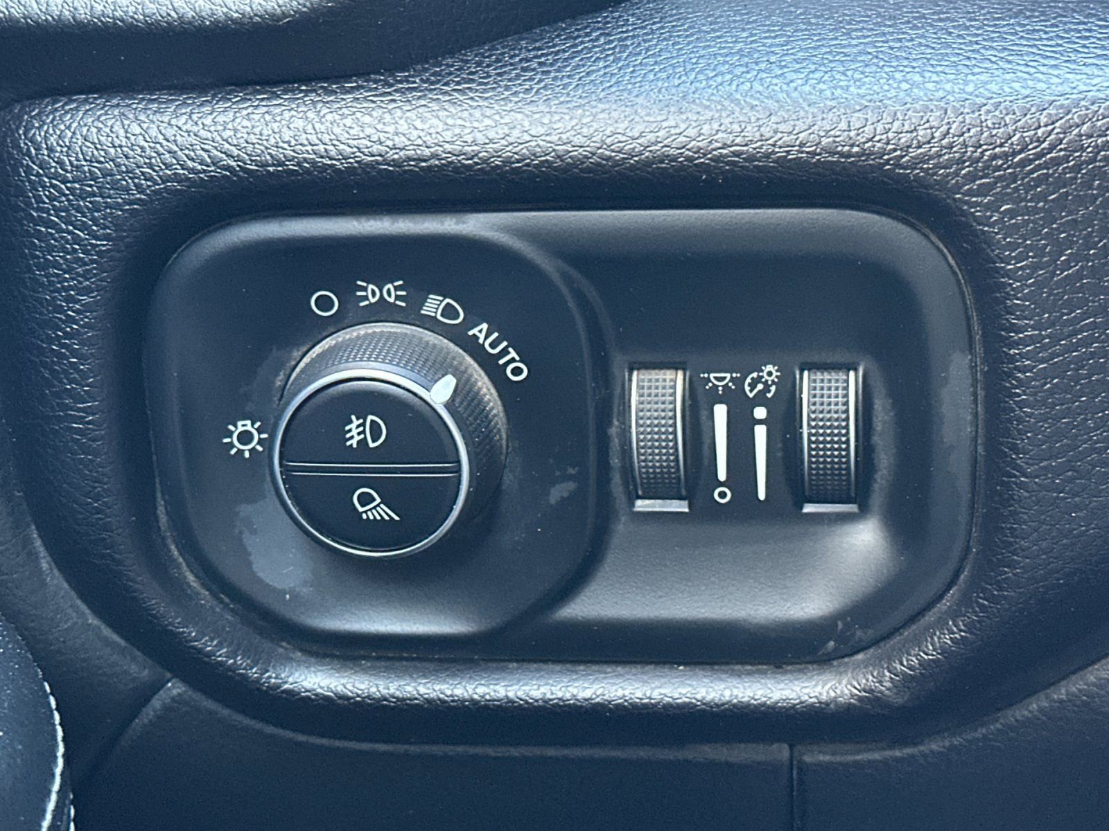 Used 2020 RAM 2500 Power Wagon image 32