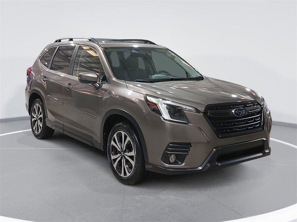 Used 2022 Subaru Forester Limited image 3