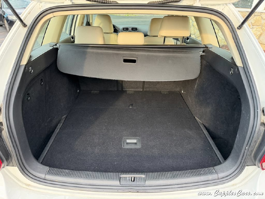 Used 2011 Volkswagen Jetta TDI FWD image 7