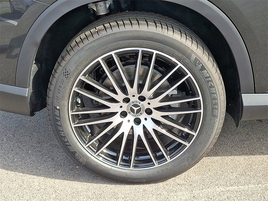 New 2026 Mercedes-Benz GLC 300 4MATIC image 10