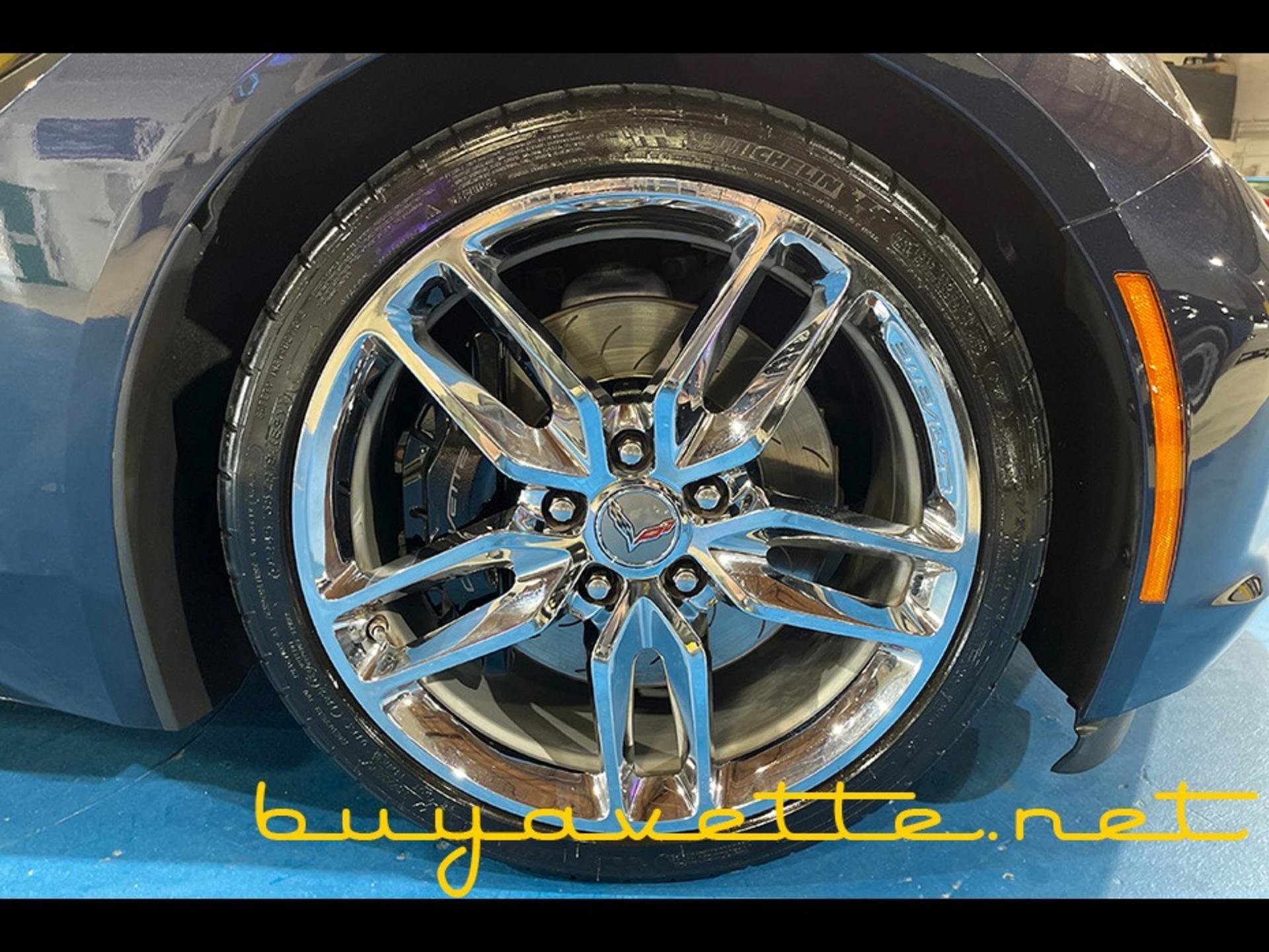 Used 2016 Chevrolet Corvette Stingray Coupe w/ 2LT Preferred Equipment Group RWD image 11