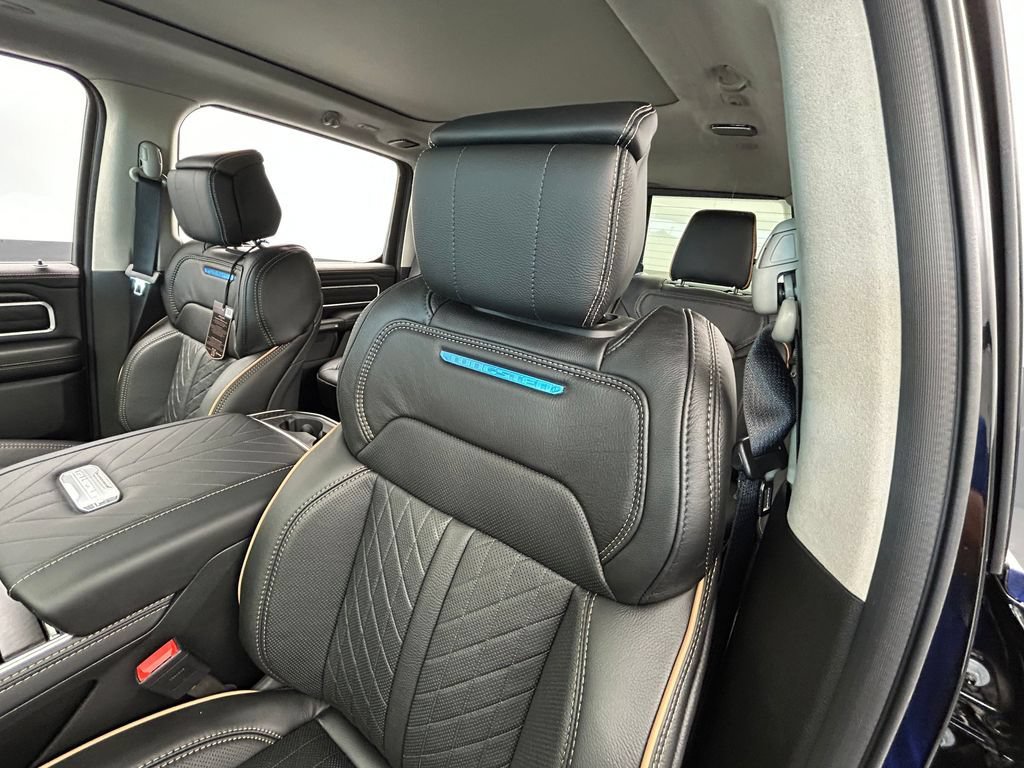 New 2026 RAM 1500 Tungsten AWD/4WD image 18