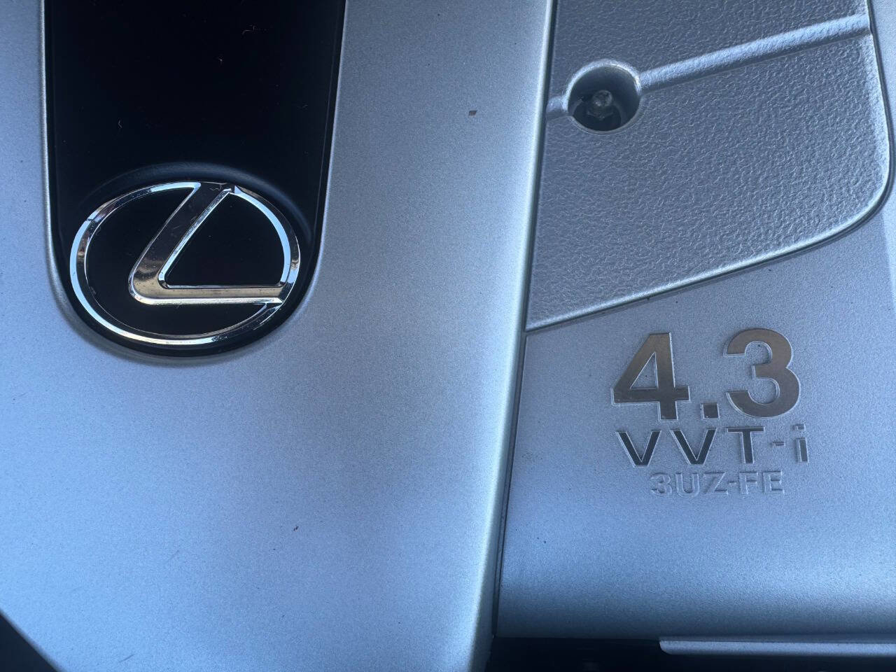 Used 2004 Lexus LS 430 image 25