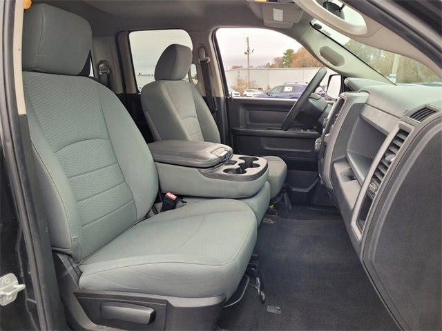 Used 2018 RAM 1500 Express w/ Black Ram 1500 Express Group image 12