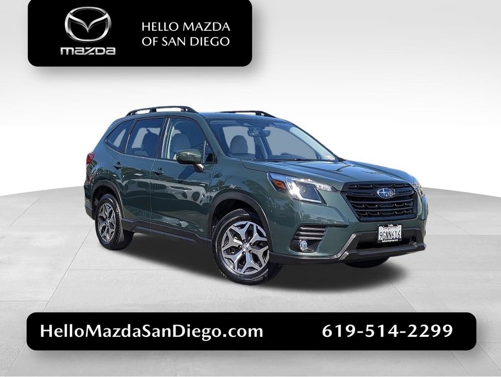 Used 2023 Subaru Forester Premium image 1