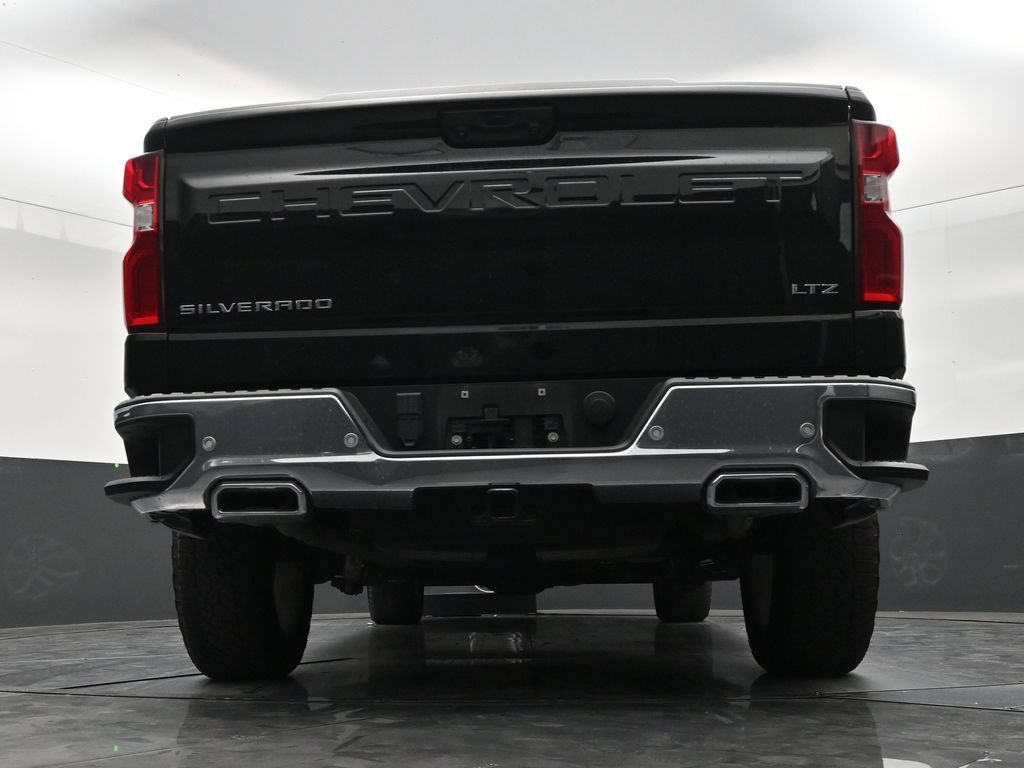 Used 2023 Chevrolet Silverado 1500 LTZ AWD/4WD image 23