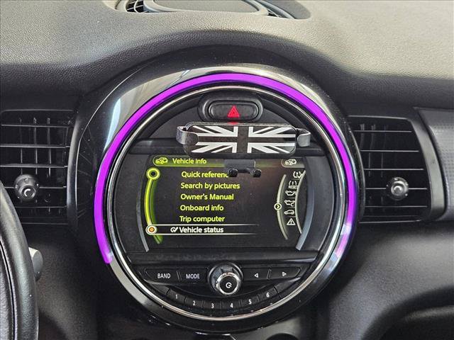 Used 2018 MINI Cooper 4-Door Hardtop FWD image 12