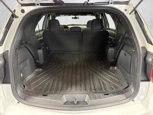 Used 2017 Ford Explorer XLT FWD image 18
