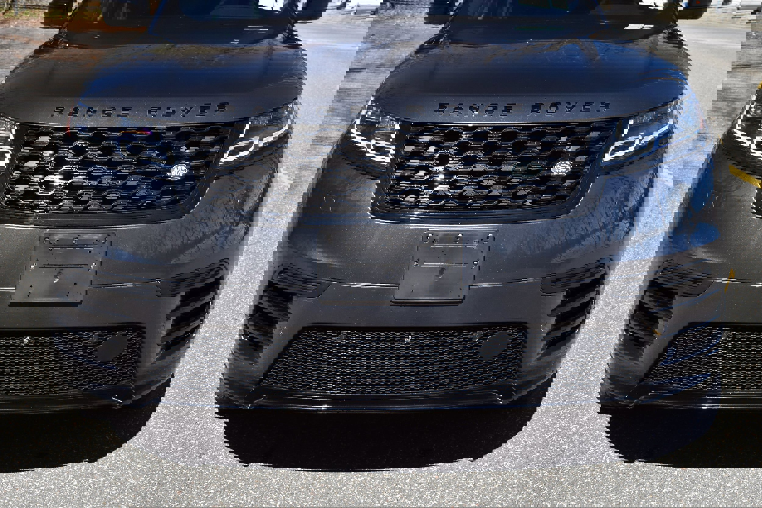 Used 2021 Land Rover Range Rover Velar R-Dynamic S AWD/4WD image 13