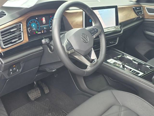 Used 2024 Volkswagen Atlas SE FWD image 9