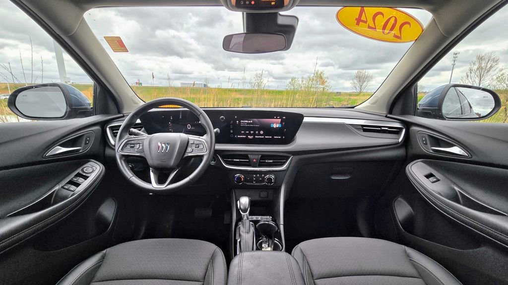 Used 2024 Buick Encore GX Preferred FWD image 15