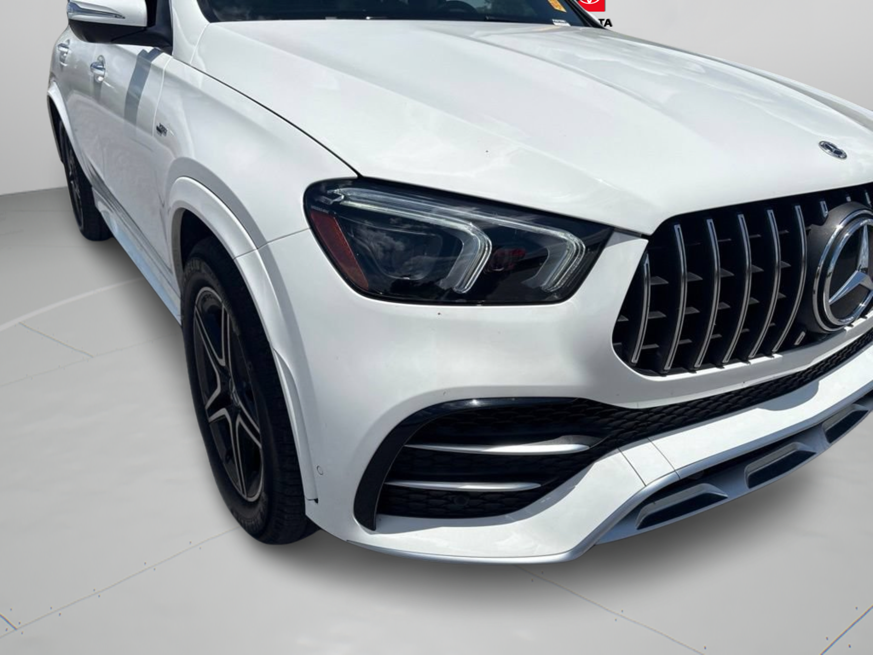 Used 2023 Mercedes-Benz GLE 53 AMG 4MATIC image 33