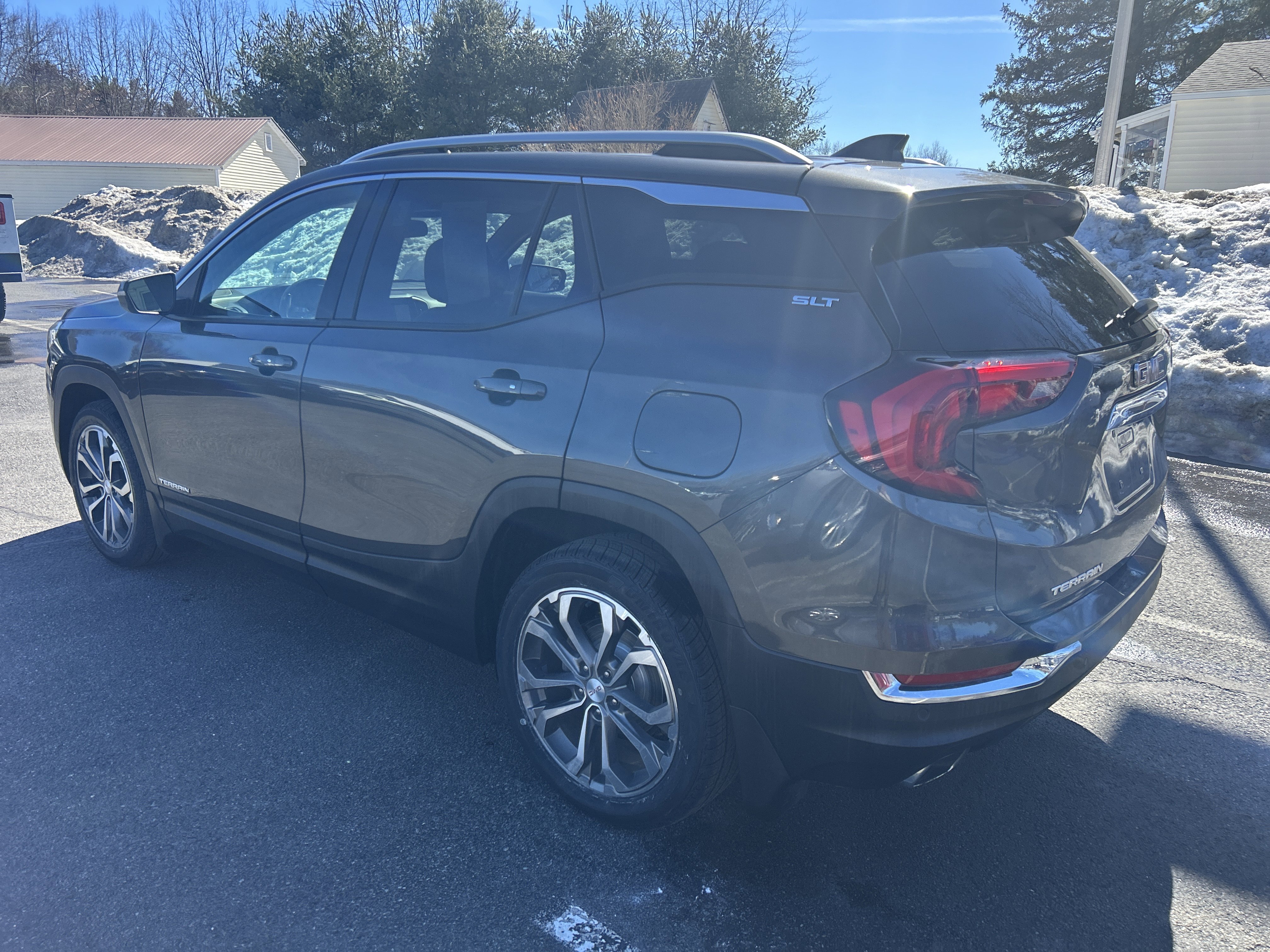 Certified 2019 GMC Terrain SLT w/ Preferred Package image 5