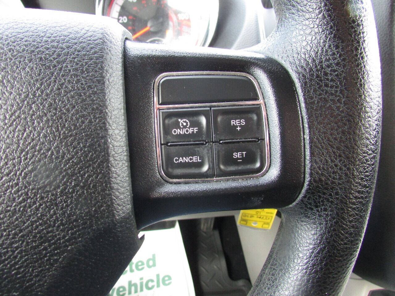 Used 2015 Dodge Grand Caravan SXT FWD image 65