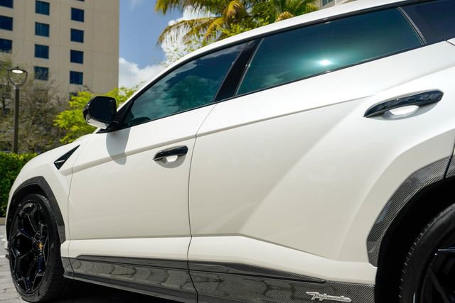 Used 2023 Lamborghini Urus Performante image 19