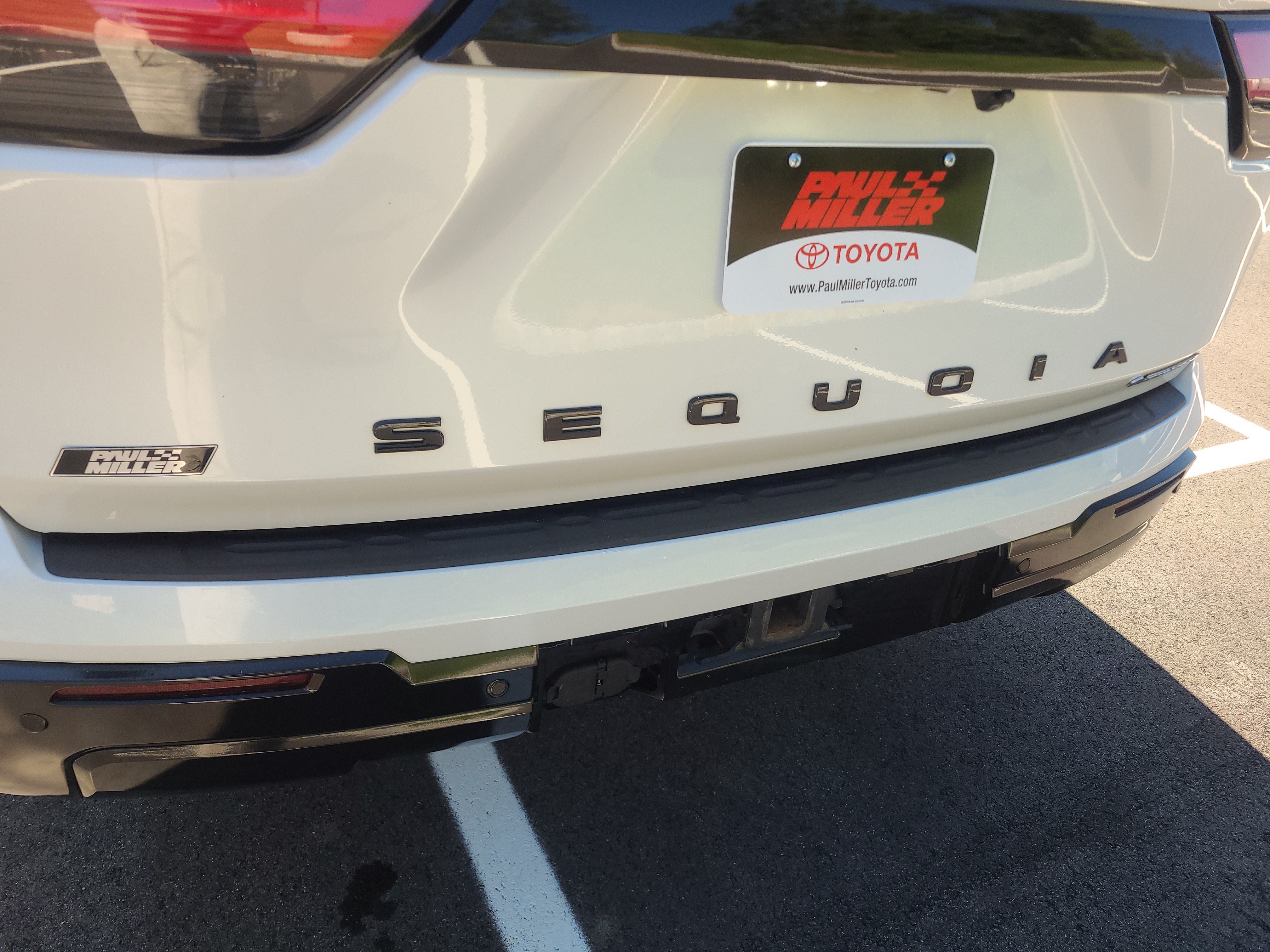 Certified 2025 Toyota Sequoia Platinum AWD/4WD image 29