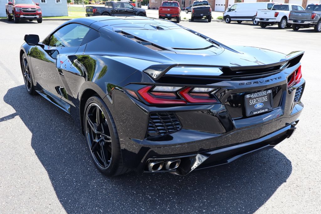 Used 2020 Chevrolet Corvette Stingray Premium Cpe w/ 3LT Preferred Equipment Group RWD image 16