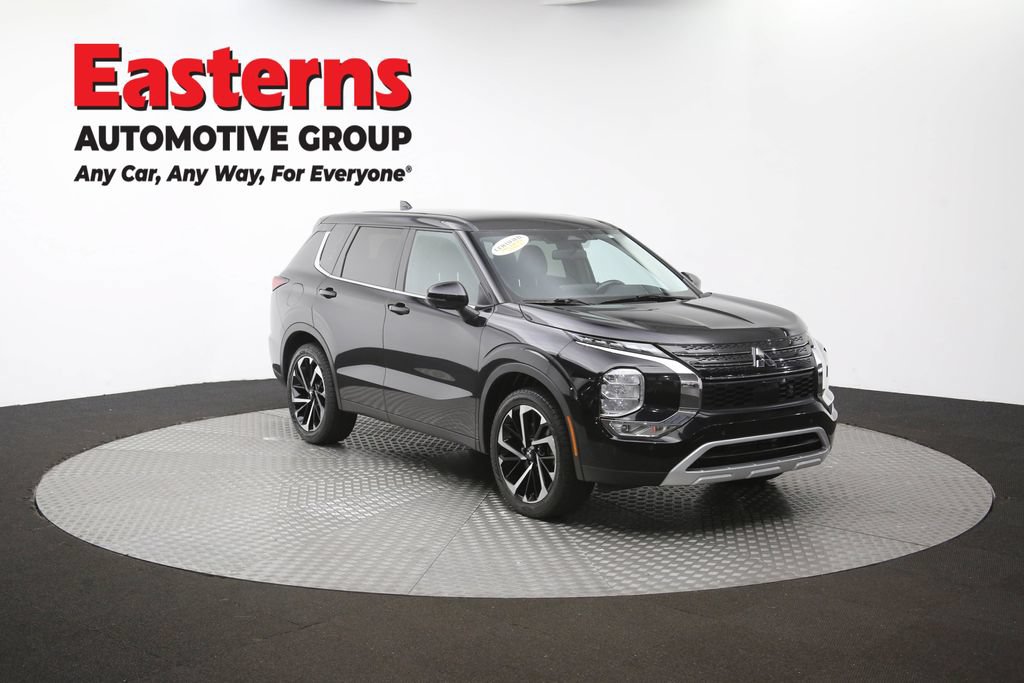 Used 2024 Mitsubishi Outlander SE AWD/4WD image 49