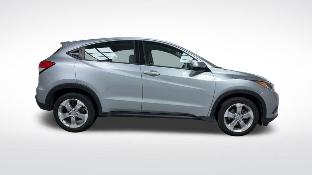 Used 2021 Honda HR-V LX image 9