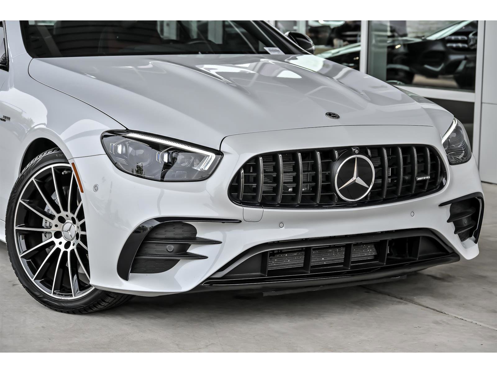 Certified 2022 Mercedes-Benz E 53 AMG 4MATIC Coupe image 2