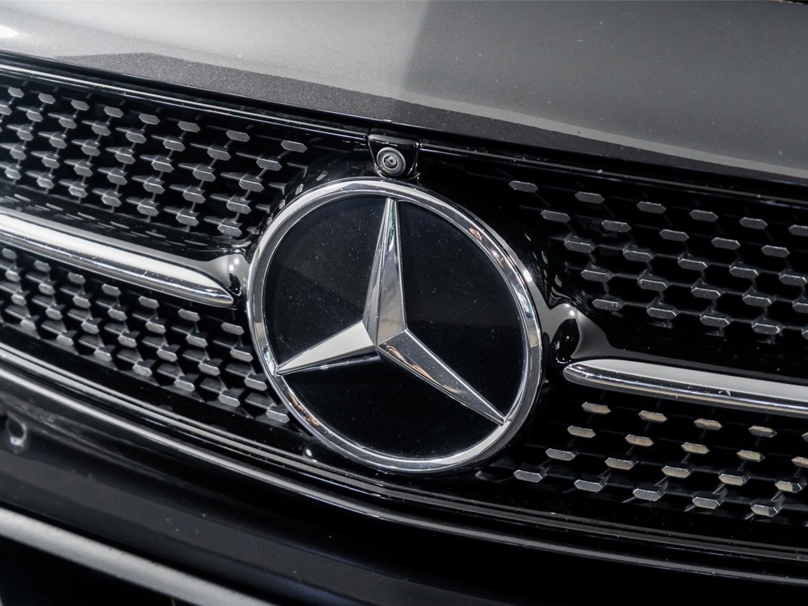 Used 2023 Mercedes-Benz E 450 Cabriolet w/ AMG Line image 26