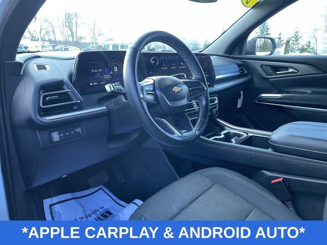 Used 2025 Chevrolet Traverse LT image 11