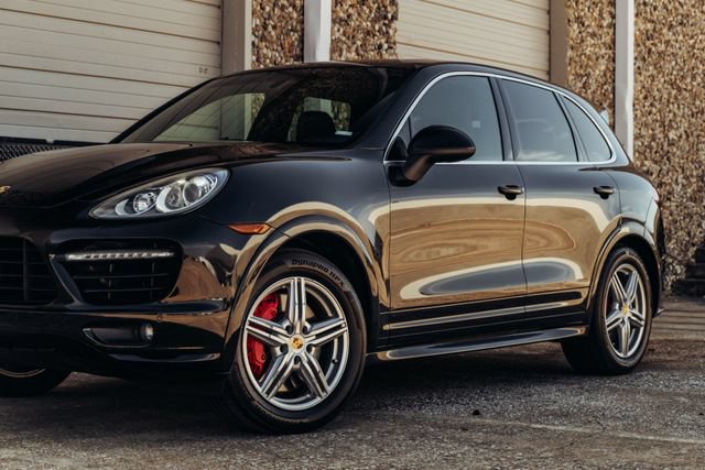 Used 2012 Porsche Cayenne Turbo AWD/4WD image 34