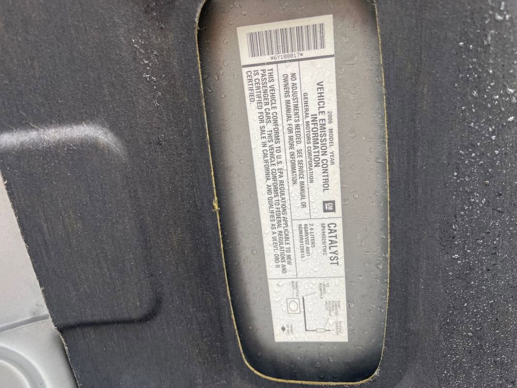 Used 2006 Pontiac Solstice w/ Premium Package image 29