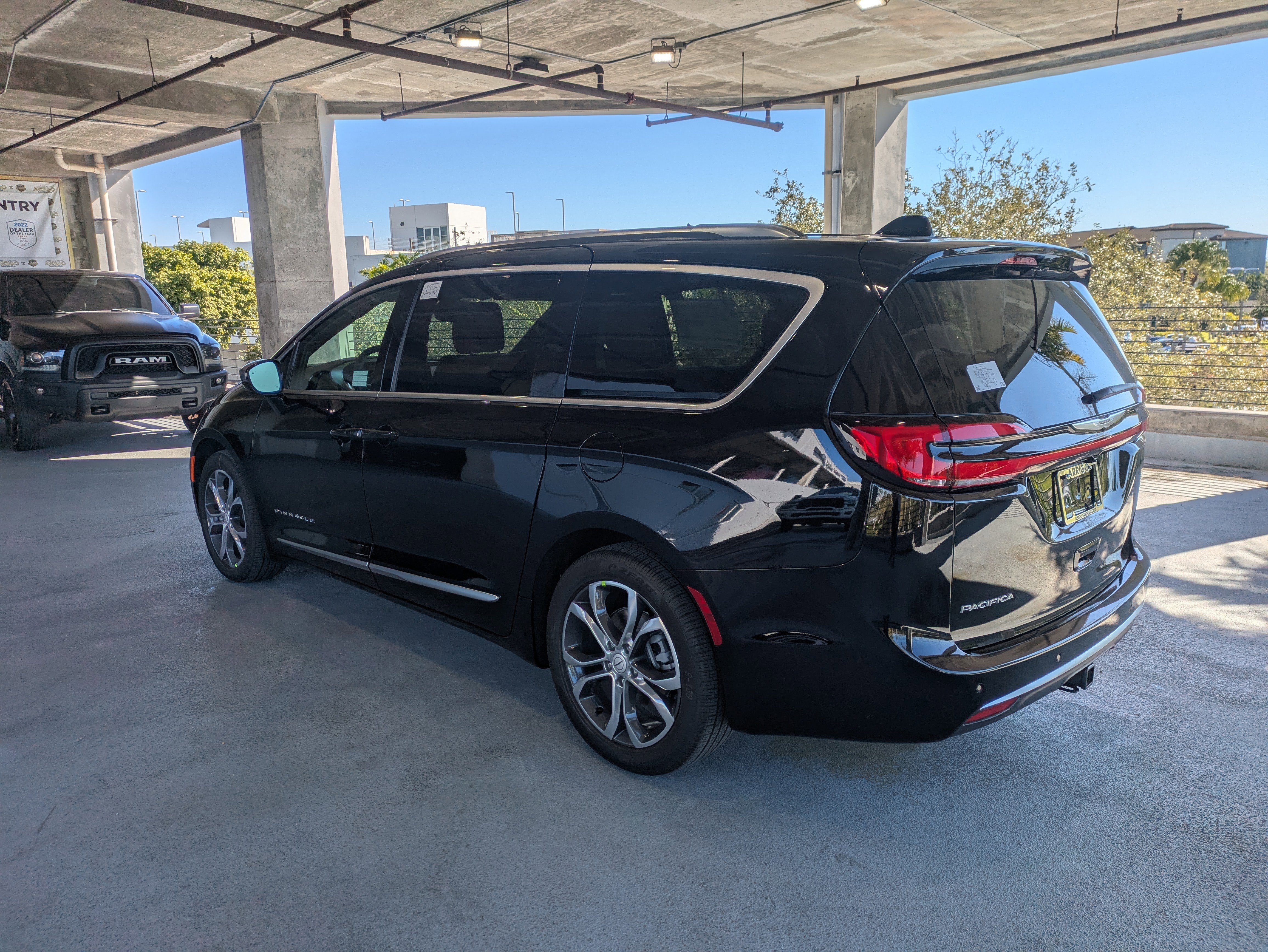 New 2026 Chrysler Pacifica Pinnacle w/ Trailer Tow Group image 7