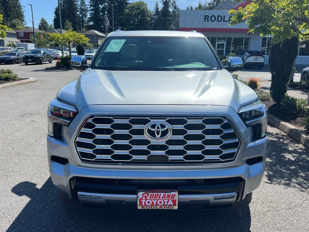 Certified 2025 Toyota Sequoia Capstone w/ Tow Technology Package AWD/4WD image 5