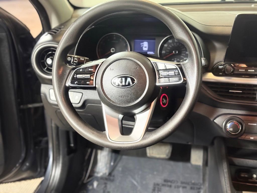 Used 2020 Kia Forte LXS FWD image 12