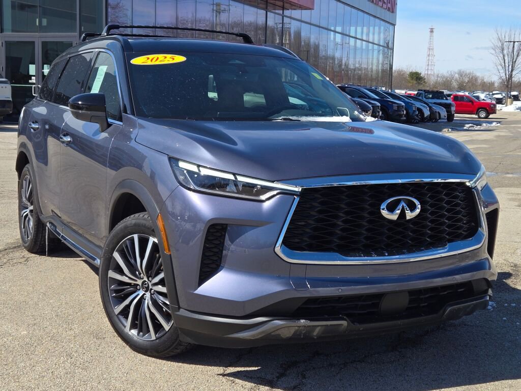 Used 2025 INFINITI QX60 Autograph w/ Cargo Package image 4