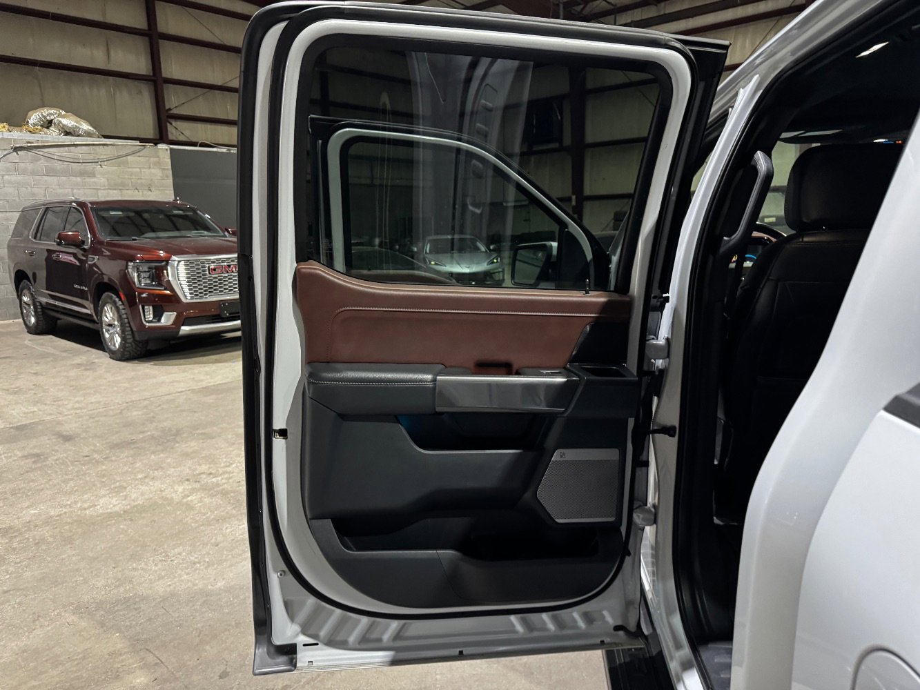 Used 2022 Ford F150 Lariat w/ Equipment Group 502A High image 15