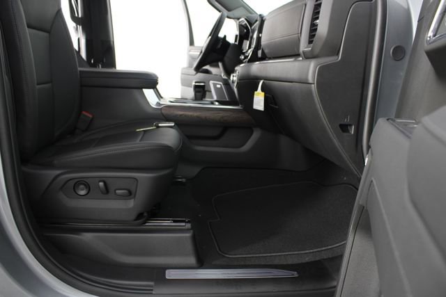 New 2026 GMC Sierra 1500 SLT image 23