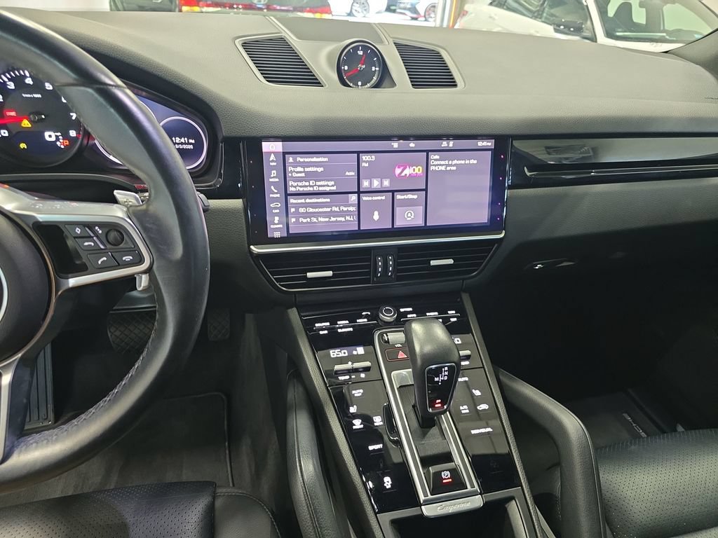Used 2021 Porsche Cayenne AWD/4WD image 20