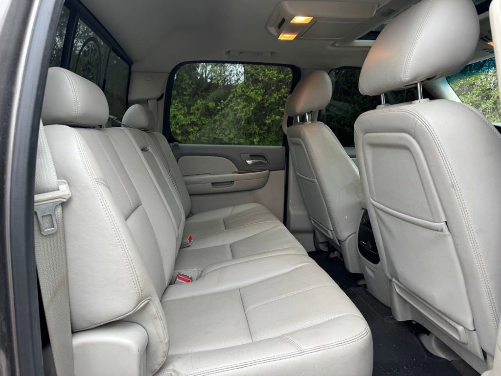 Used 2013 Chevrolet Silverado 3500 LTZ w/ LTZ Plus Package image 13