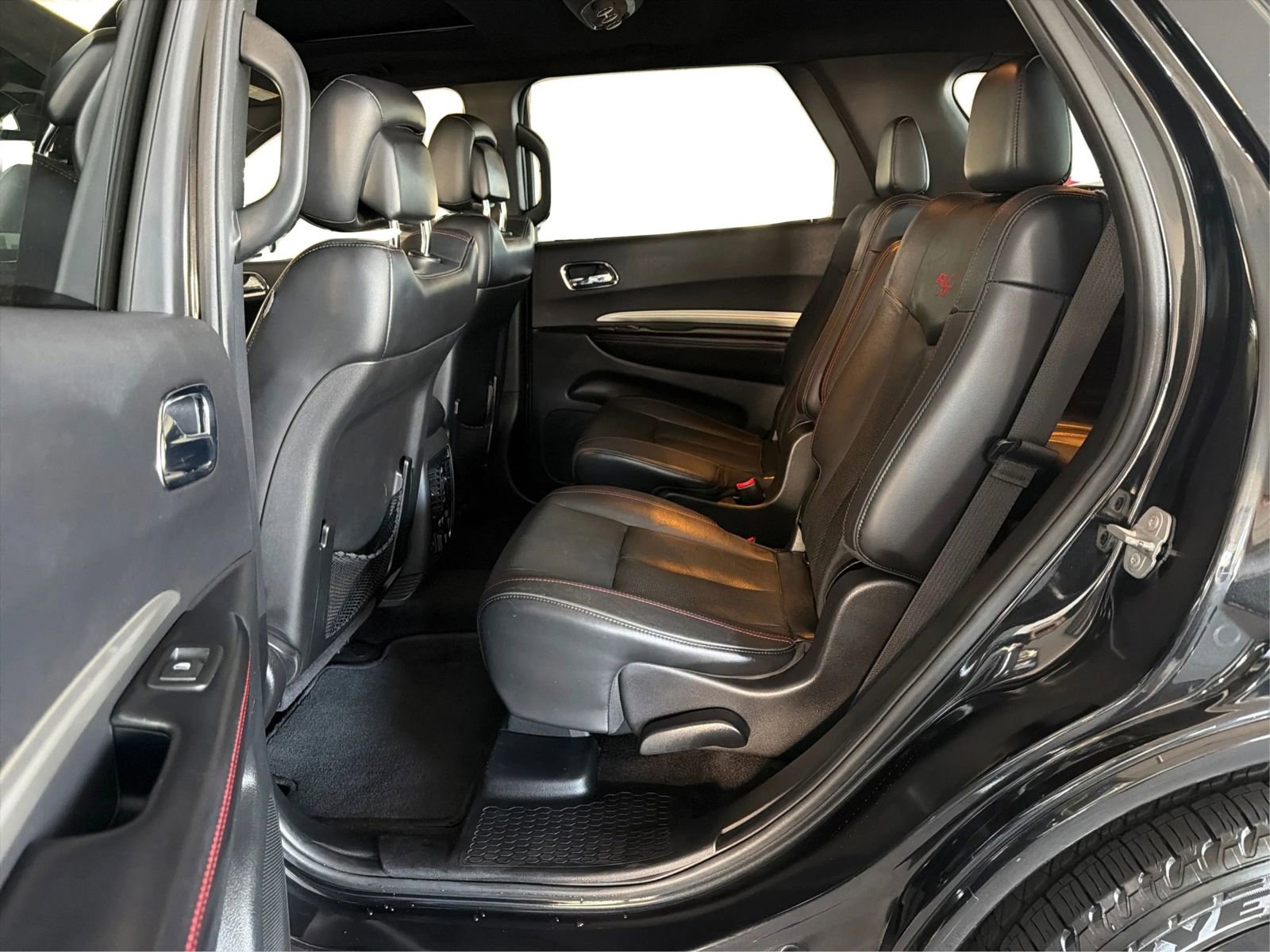 Used 2015 Dodge Durango R/T w/ Blacktop Package AWD/4WD image 10