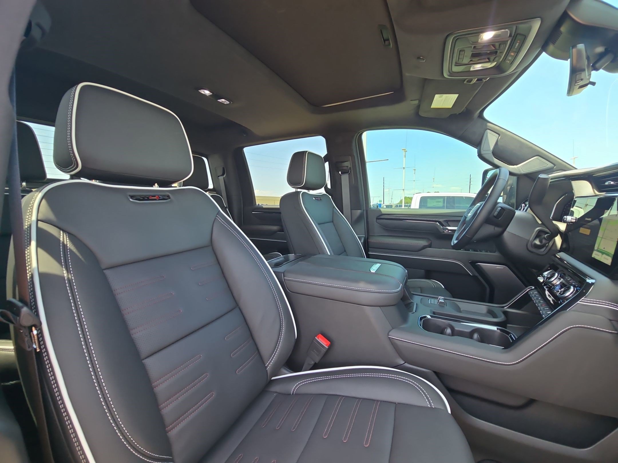 Used 2026 GMC Sierra 2500 AT4X AWD/4WD image 31