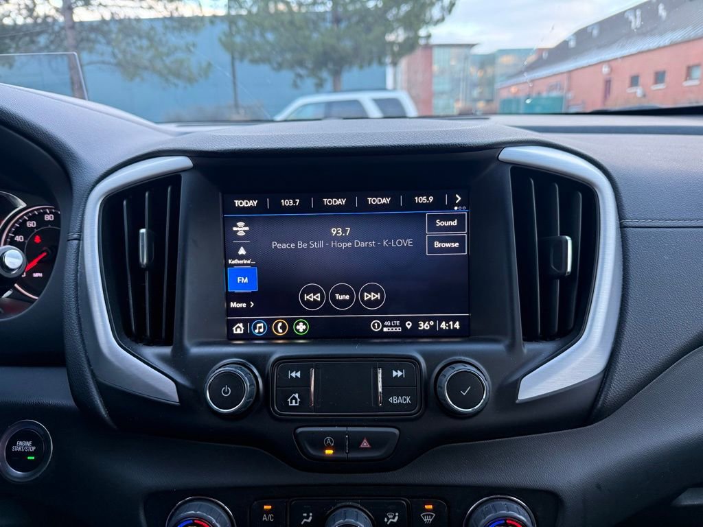 Used 2023 GMC Terrain SLT w/ Tech Package image 15