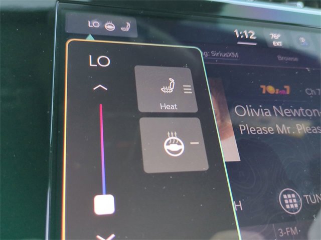 Used 2024 Jeep Grand Cherokee L Laredo w/ Luxury Tech Group I image 23