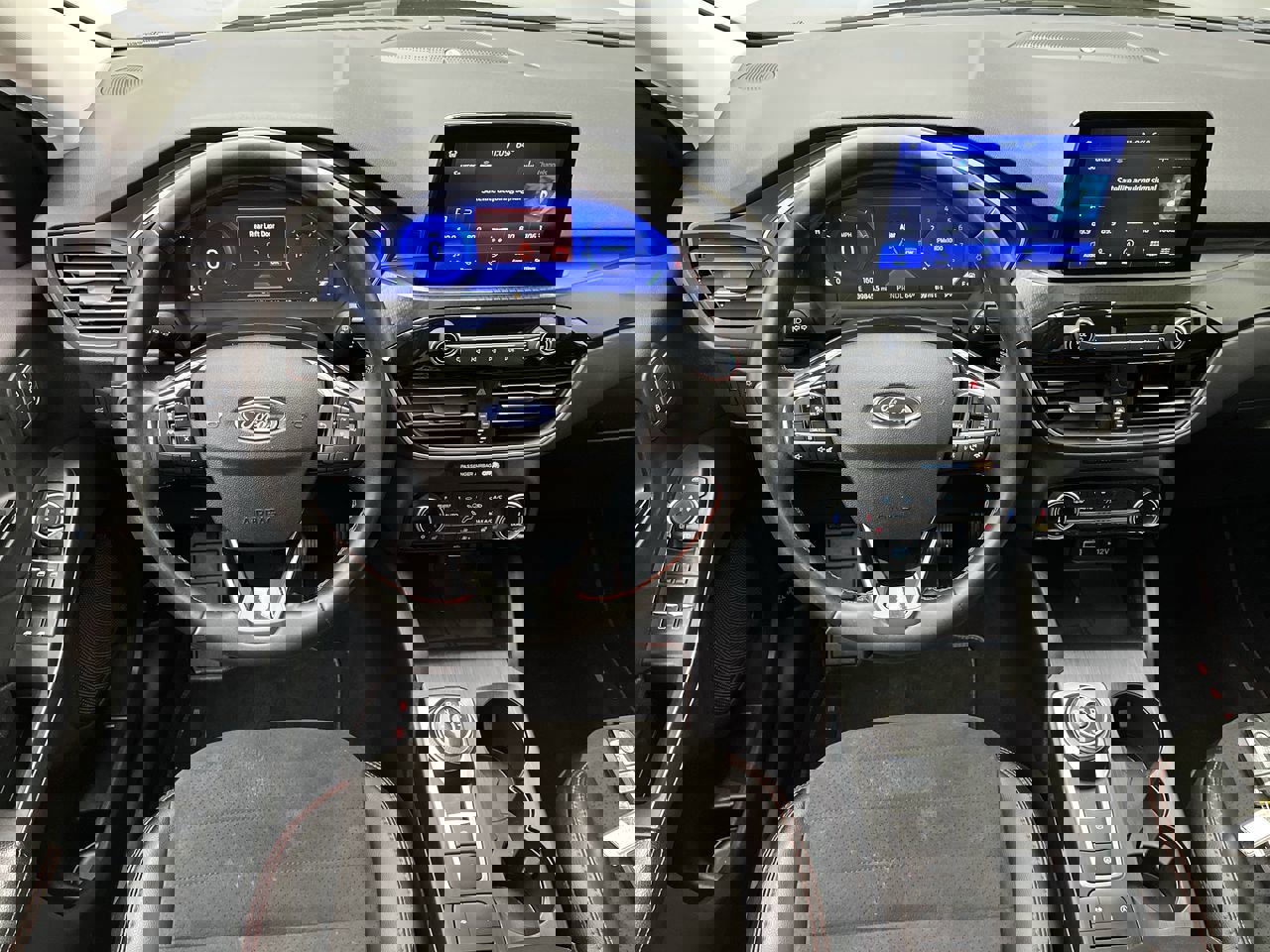 Certified 2022 Ford Escape SEL w/ SEL Stealth AWD Package image 15