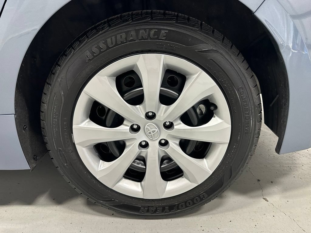 Used 2026 Toyota Corolla LE FWD image 64