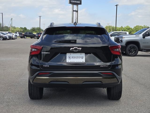 Used 2024 Chevrolet Trax ACTIV FWD image 6